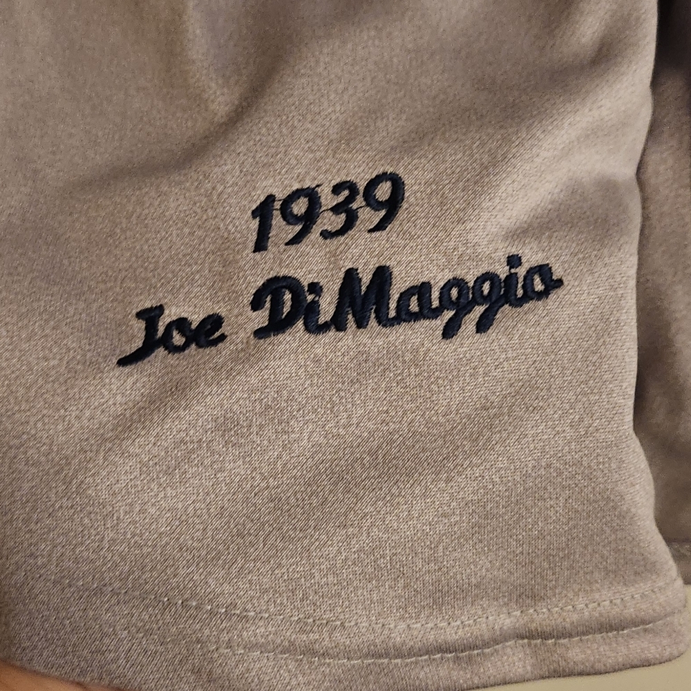Mitchell & Ness Gray New York Yankees Baseball Jersey Joe DiMaggio Throwback - Picture 5 of 7